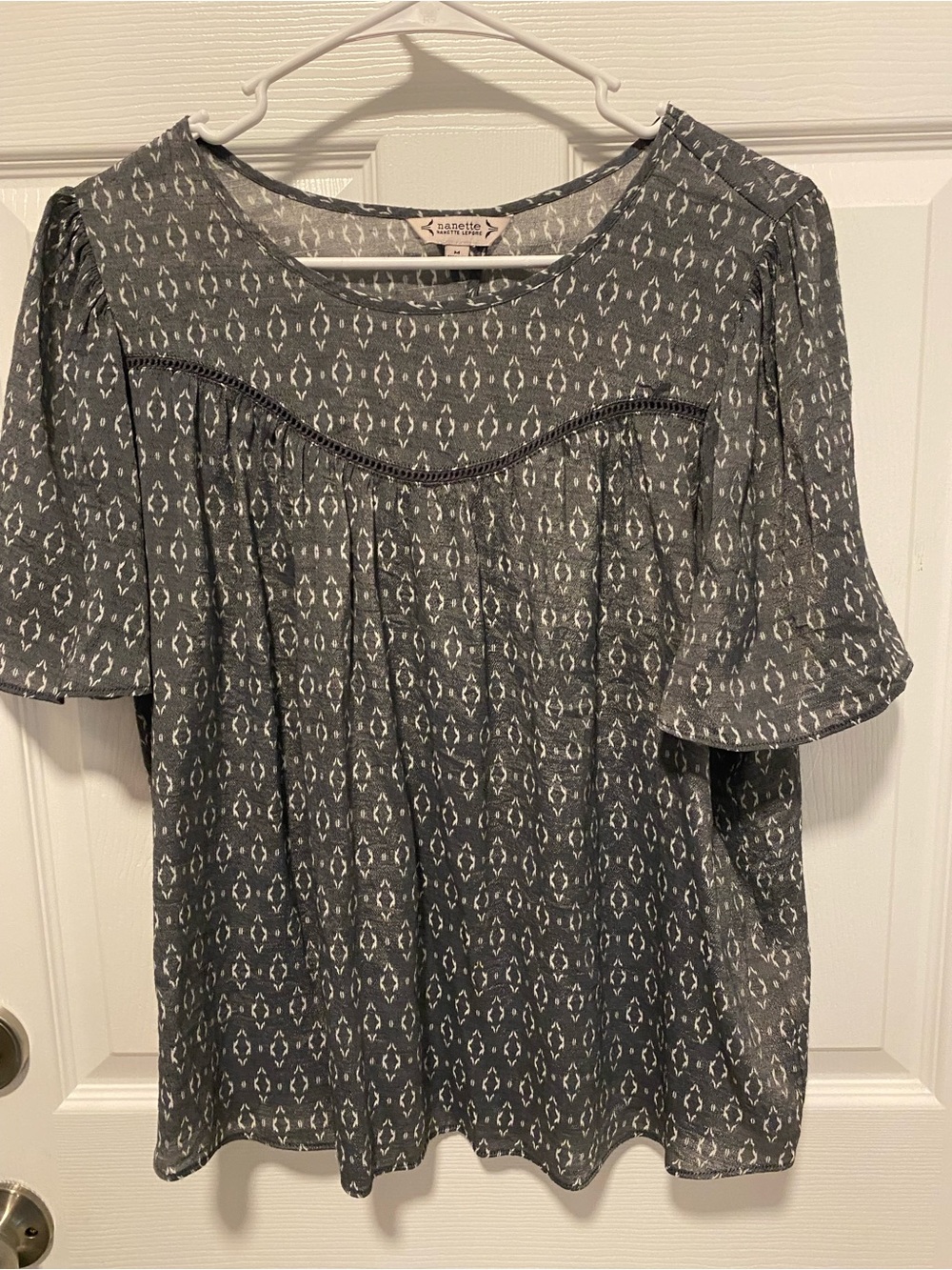 Nanette Lepore Gray and White Patterned Short-Sleeve Blouse
